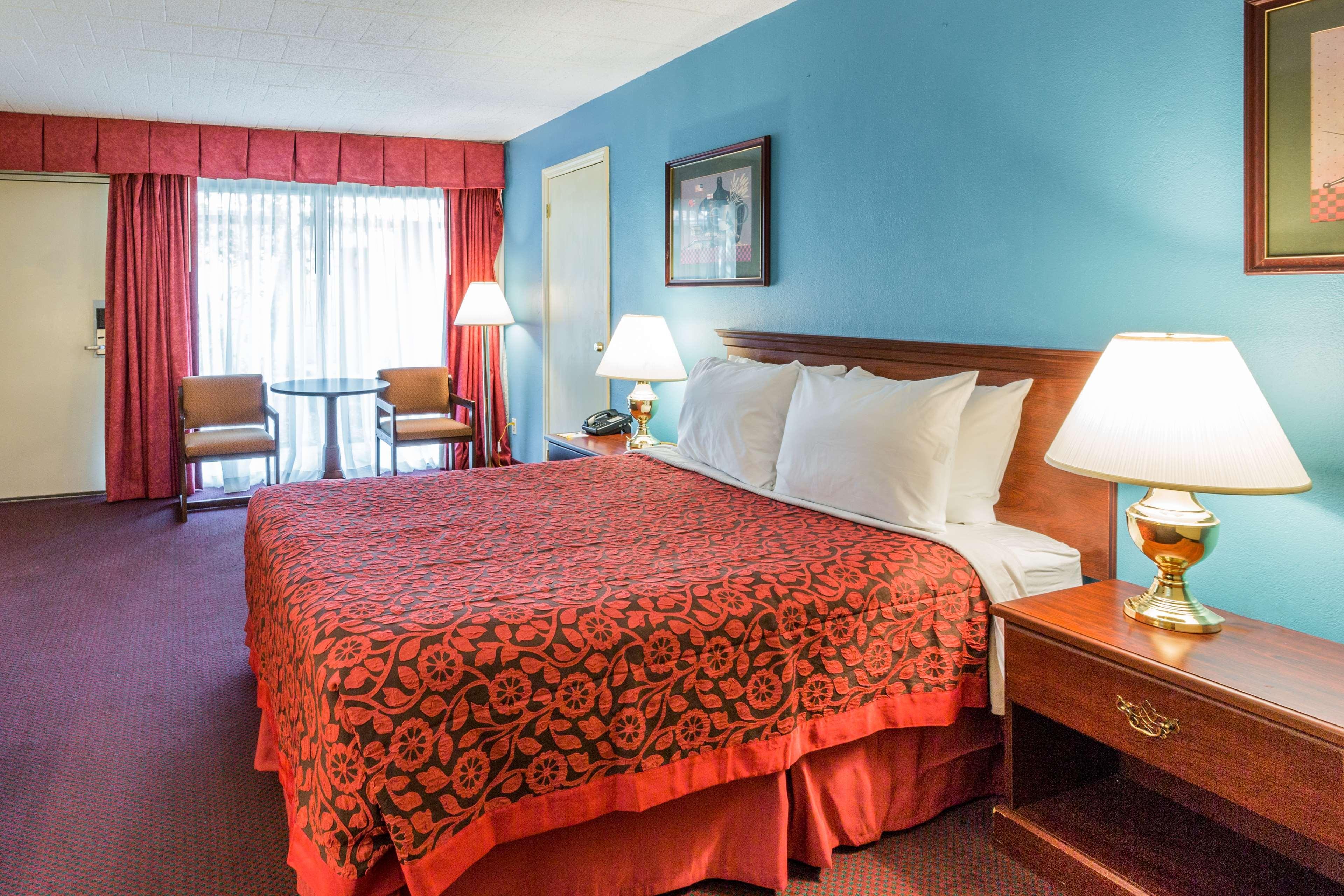 Days Inn East Stroudsburg Dış mekan fotoğraf