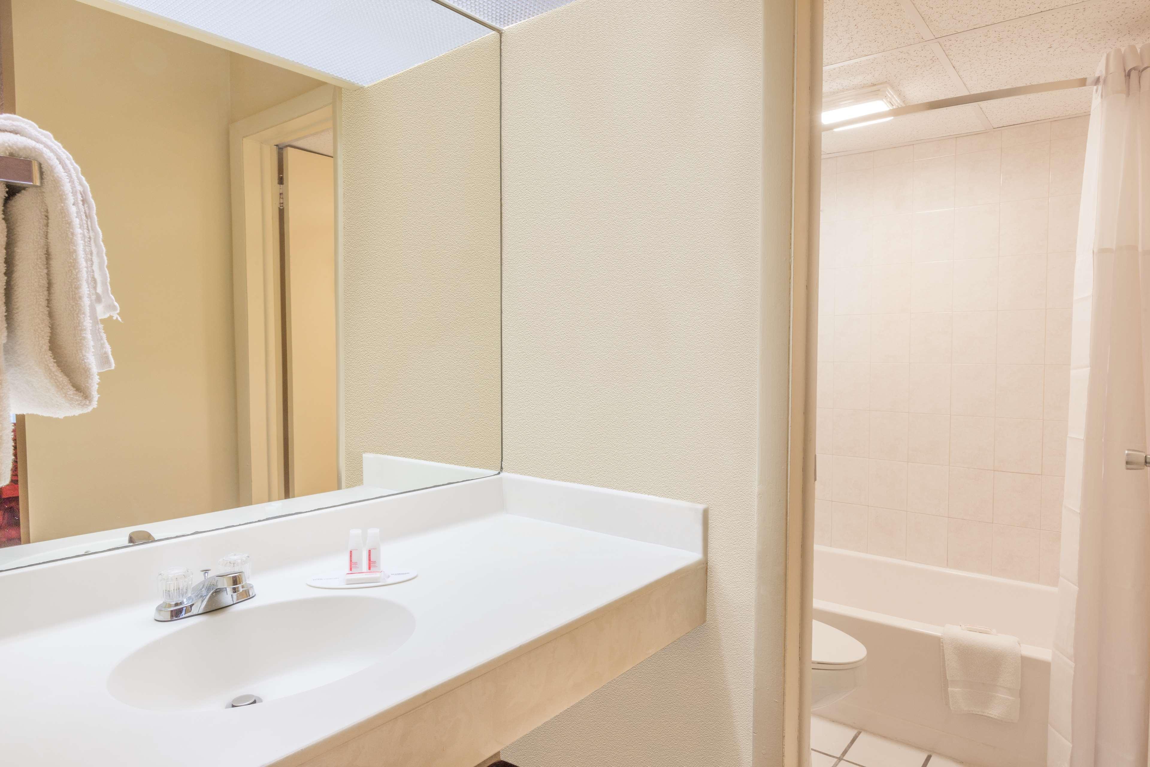 Days Inn East Stroudsburg Dış mekan fotoğraf