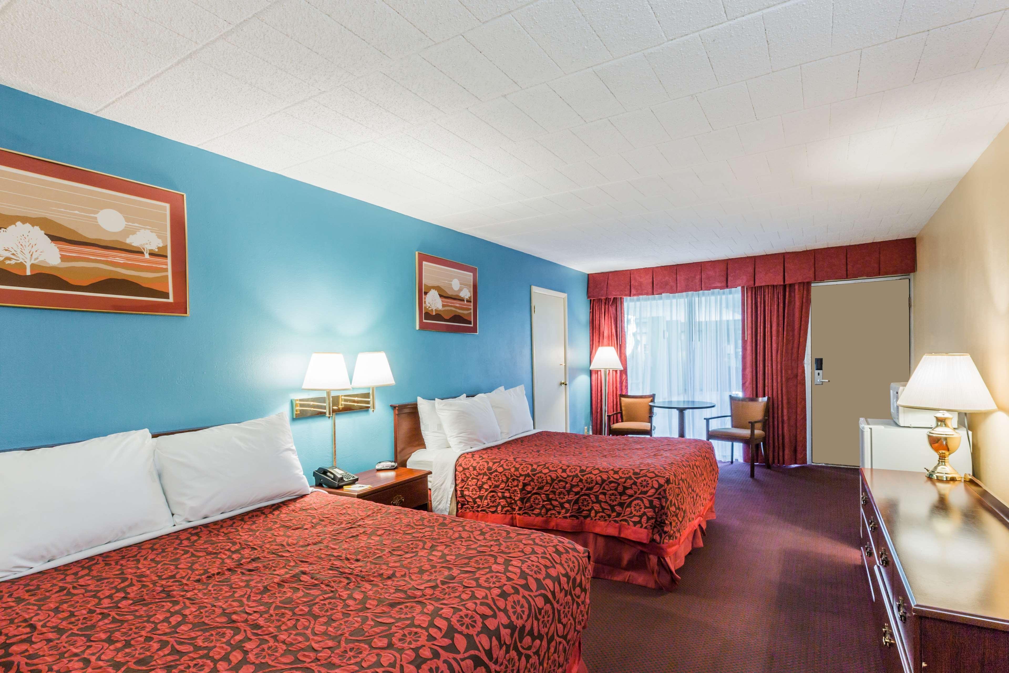 Days Inn East Stroudsburg Dış mekan fotoğraf