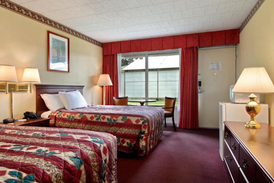 Days Inn East Stroudsburg Oda fotoğraf
